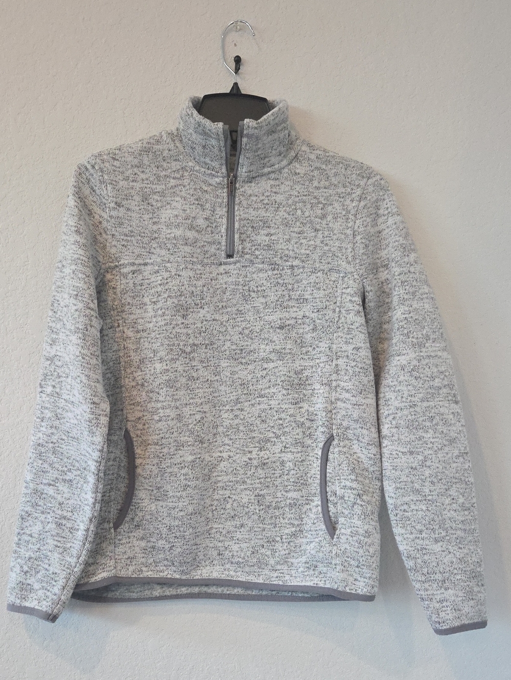 Thread & Supply Wubby Fleece Quarter-Zip Pullover Gray & White Medium Warm Layer